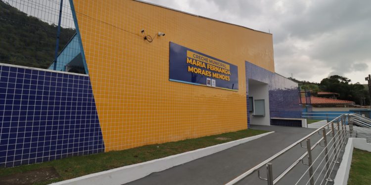 Maior creche de São Sebastião é entregue por Felipe Augusto no Bairro Topolândia com 400 vagas