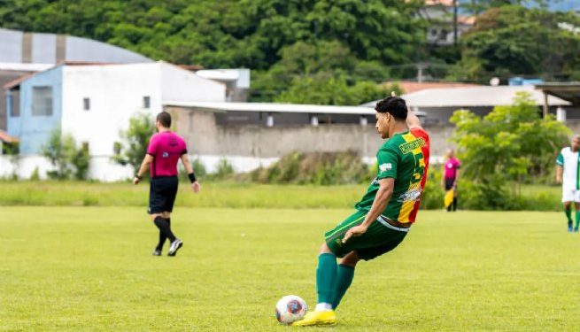 Semifinais da 1ª e 2ª Divisões do Campeonato Municipal de Futebol tem clássicos decisivos neste domingo