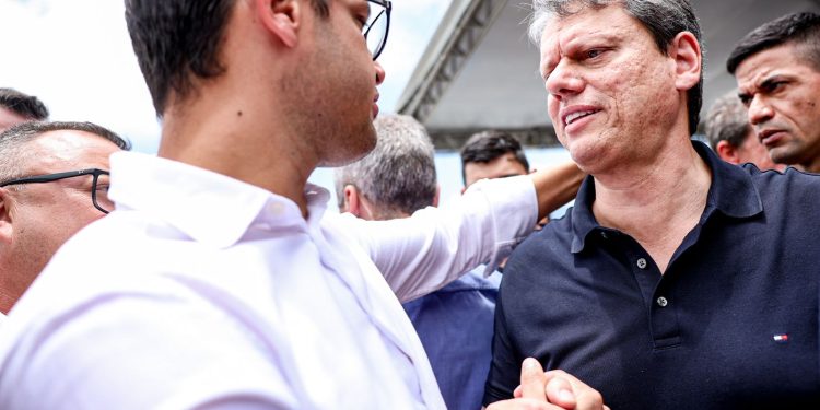 Governador e prefeito eleito de São Sebastião anunciam novas obras no Litoral Norte durante entrega do Contorno Sul