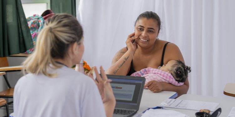 Instituto Verdescola, em parceria com o Ensino Einstein, realiza 6º Mutirão da Saúde com atendimento médico gratuito na Vila Sahy