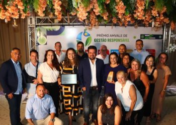 São Sebastião recebe prêmio Máster em evento da Amvale