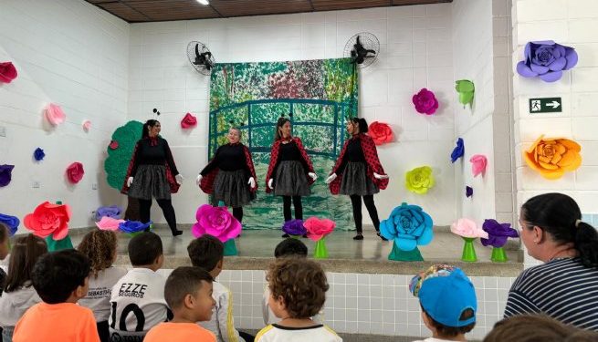 EMEI Peteleco realiza apresentação de peça teatral em homenagem ao Dia Internacional da Pessoa com Deficiência