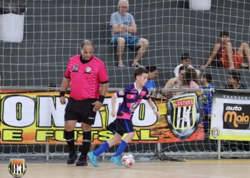 Finais da Copa Super Craques definem campeões da principal competição de futsal de base municipal