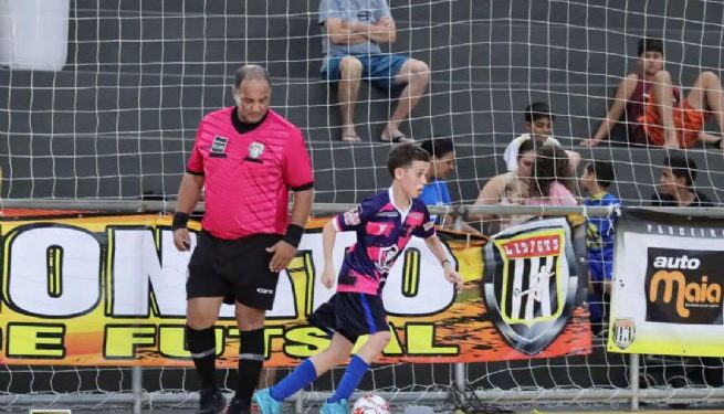 Finais da Copa Super Craques definem campeões da principal competição de futsal de base municipal