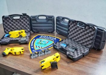 Polícia Municipal de São Sebastião recebe armas não letais para equipar corporação