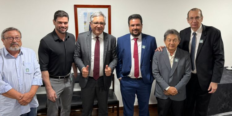 Felipe Augusto assume vice-presidência do Consórcio Desenvolve Municípios