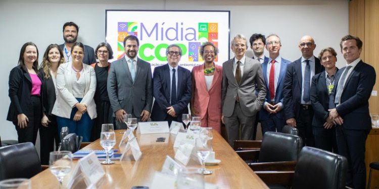 MídiaCOP promove educação midiática e ambiental em cooperação Brasil-França