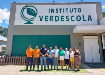 Prefeitura de São Sebastião e Instituto Verdescola firmam parceria para ‘Ponto de Encontro Seguro’ na Vila Sahy