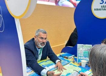 Município de São Sebastião divulga belezas naturais na Feira Internacional de Turismo FITUR 2025, na Espanha