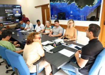 Prefeito Reinaldinho recebe representantes de Associações de Maresias