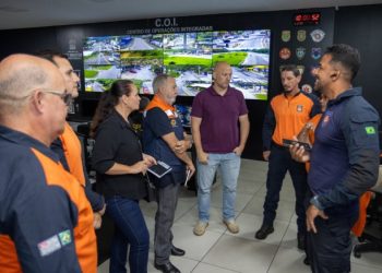 Defesa Civil e COI de São Sebastião recebem comitiva de Caraguatatuba