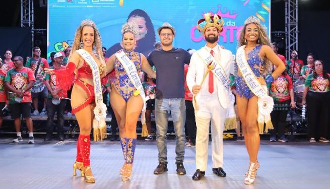São Sebastião elege Corte do Carnaval 2025 em noite de muito samba e alegria