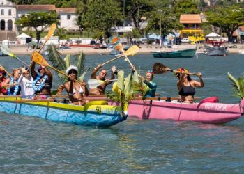 Maior Carnaval do mar do Estado de São Paulo agita São Sebastião