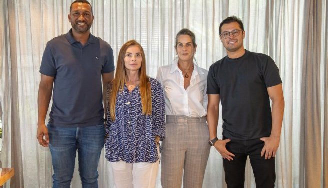 Prefeito Reinaldinho atende representantes da Associação Renova Camburi_zinho