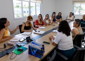 Educação de São Sebastião recebe articuladoras regionais do Programa Alfabetiza Juntos SP para alinhar ações e reconhecer conquista do Selo Ouro
