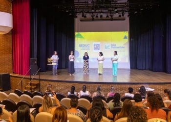 Secretaria da Educação realiza formação e alinhamento com coordenadores da Educação Infantil