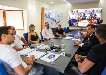 Prefeitura de São Sebastião fecha parceria com Oscip Rever Juntos em ação de cidadania na Vila Sahy
