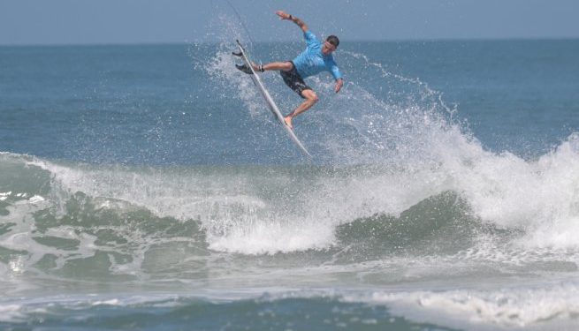 Etapa de São Sebastião do QS6000 conta com transmissão ao vivo no canal da WSL