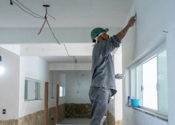 Prefeitura de São Sebastião finaliza análise técnica nas obras de ampliação da Creche de Barra do Sahy e retoma trabalhos