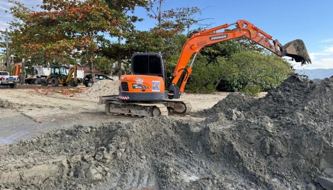 Prefeitura de São Sebastião realiza força-tarefa preventiva com limpeza de rios e córregos na Costa Norte