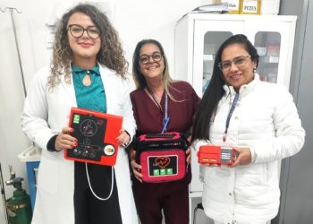 Unidades de Saúde da Família de São Sebastião recebem novos desfibriladores externos automáticos
