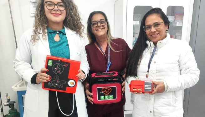 Unidades de Saúde da Família de São Sebastião recebem novos desfibriladores externos automáticos