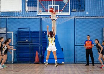 Equipes de Basquete Wolves de São Sebastião buscam classificação ‘dentro de casa’ neste sábado