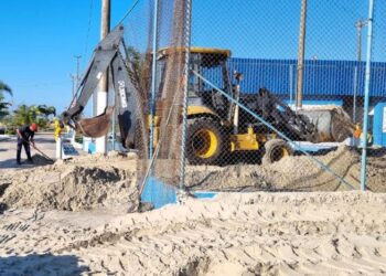 Prefeitura de São Sebastião restaura espaços esportivos da Praça do Kitesurf da Enseada
