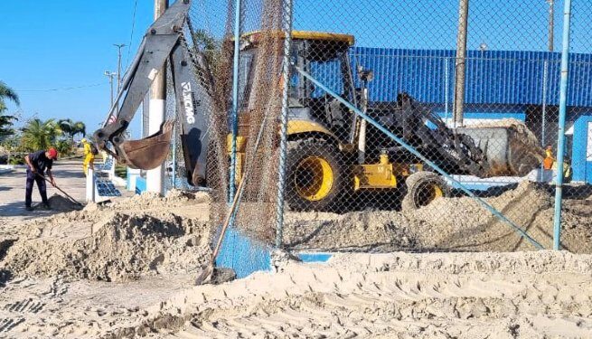 Prefeitura de São Sebastião restaura espaços esportivos da Praça do Kitesurf da Enseada