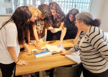 Casa do Patrimônio recebe visita de alunos da ETEC de São Sebastião