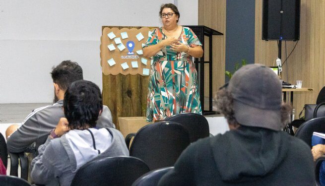 HTPC Regional da EJA promove reflexão sobre aprendizagens significativas e valorização do percurso formativo