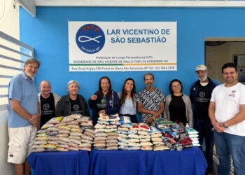 Sepedi, Idosos do Vôlei Adaptado e Fundo Social entregam 160kg de alimentos ao Lar Vicentino em gesto de solidariedade