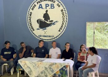 Prefeitura e pescadores de São Sebastião recebem visita técnica do Ministério da Pesca e Aquicultura