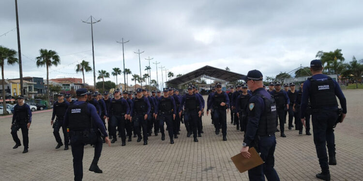 Novos policiais municipais de São Sebastião tomam posse na segunda-feira