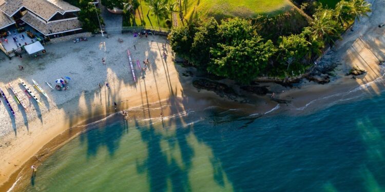 São Sebastião registra avanços no turismo em agosto e amplia participação em eventos estratégicos do setor