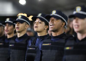 Emoção e conquista marcam posse dos 62 novos policiais municipais