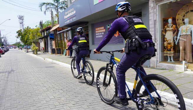 Prefeitura de São Sebastião reforça segurança com patrulhamento de bicicleta no Centro
