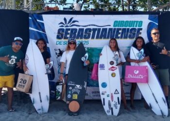 Jovens talentos largam na frente na disputa da 1ª Etapa do Circuito Sebastianense de Surf Categoria de Base