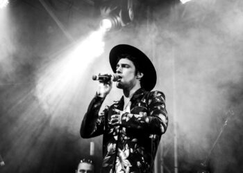 Vida de Viajante com Rodrigo Del Arc  no Anfiteatro de São Sebastião, domingo às 18h – Gratuito