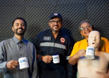 SAMU completa 15 anos de atuação no Litoral Norte e celebra avanços no atendimento de urgência no Pod da PrefSS