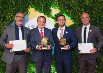 São Sebastião conquista Prêmio Nacional do Turismo com programa de avistamento responsável de baleias