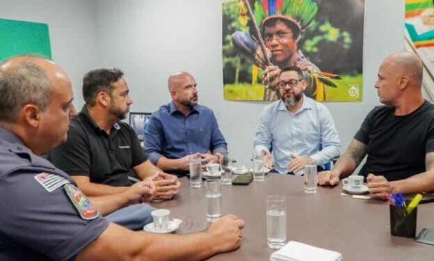 Comitê avalia novas medidas para ampliar segurança e organização no Verão Show em São Sebastião