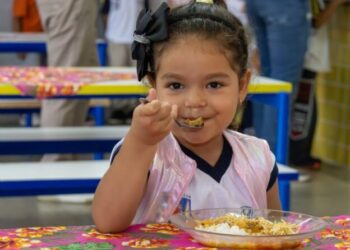 Escolas da rede municipal de São Sebastião celebram o Dia do Caiçara com cardápio especial