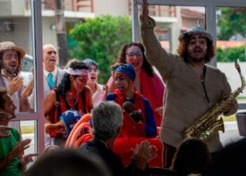 Fundass leva Caravana da Cultura com muita arte gratuita e movimenta Boiçucanga neste sábado
