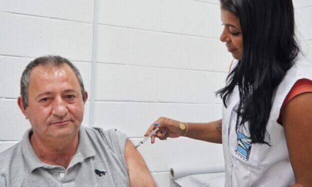 São Sebastião mobiliza Dia D e amplia grupos de vacinação contra gripe neste sábado