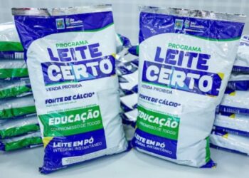 Programa Leite Certo começa nas escolas e garante economia de quase R$ 10 milhões aos cofres públicos