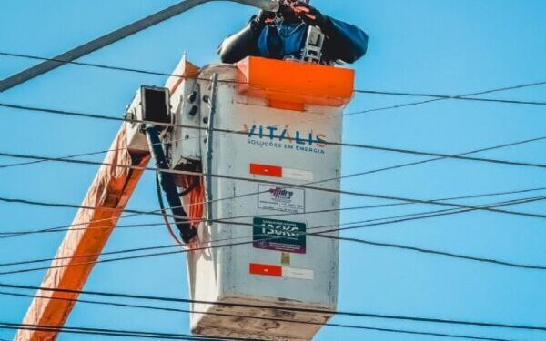São Sebastião avança para iluminação 100% em LED com ganho de eficiência e segurança