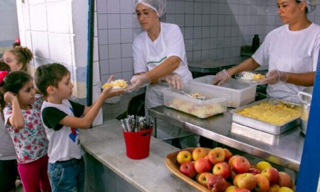 Prefeitura de São Sebastião convoca eleição do Conselho de Alimentação Escolar para 2026/2027