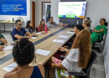 São Sebastião promove formação de coordenadores pedagógicos com foco em educação integral