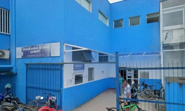 Prefeitura realiza revitalização no telhado da UBS de Cambury, na Costa Sul de São Sebastião